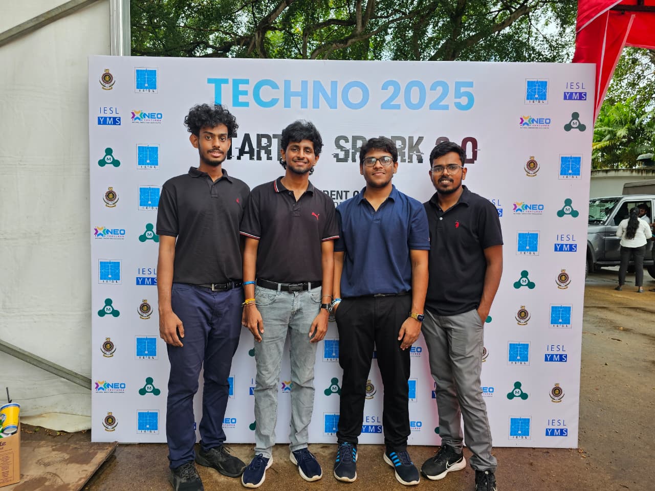 TECHNO 2025 — Team Photo